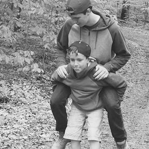 Meet your Posher, Devin